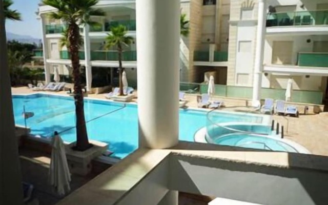 La Palmora Suites