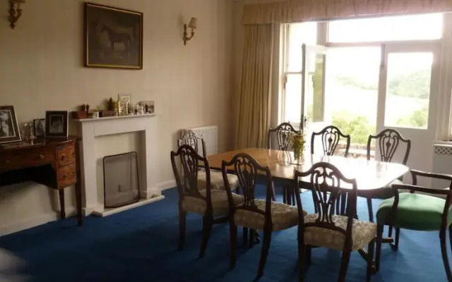 Glendalloch House