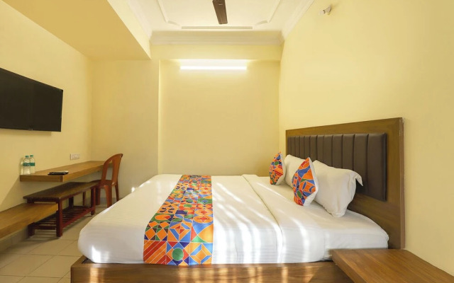 Fabhotel Gt Galaxy Park
