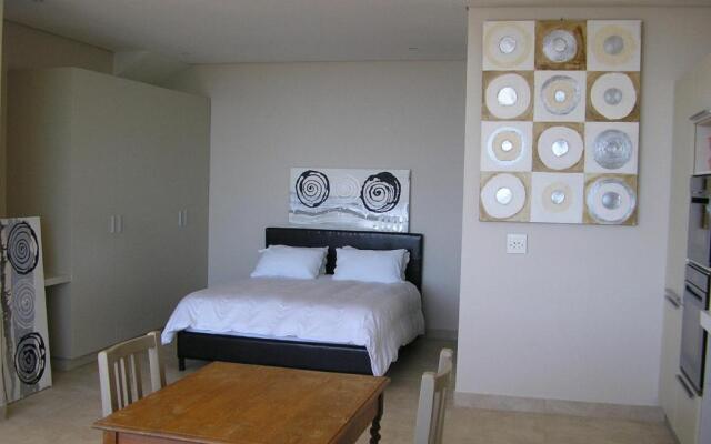 Camps Bay Studio Guesthouse - Studio