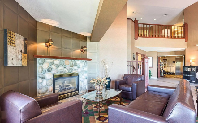 Sleep Inn & Suites Bay View Acme - Travers City