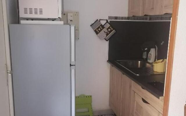 Studio cabine valras plage 300m de la mer