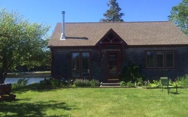 Bayberry Cove Cottage - Two Bedroom Cottage