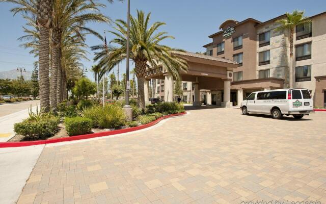 Country Inn & Suites by Radisson, Ontario at Ontario Mills, CA