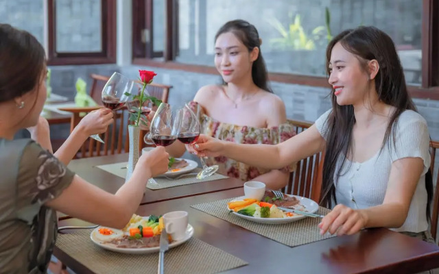 Happy Life Memories Hoi An Hotel & Spa