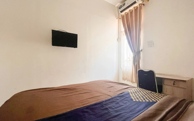 RedDoorz near Underpass Simpang Patal Palembang - Hotel in Palembang - Photo 4