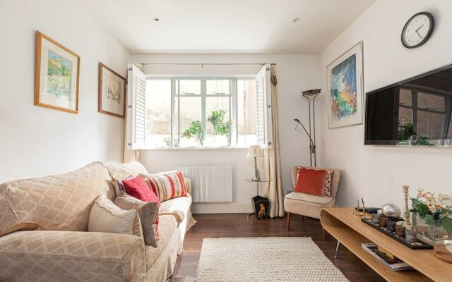 Cosy 1-bed Apartment Near Sloane Square in Chelsea