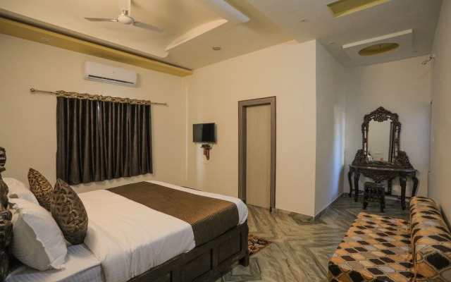 OYO 10286 Home Heritage 3BHK Villa Near Hiran Magri