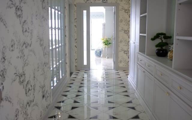 Luxury Penthouse on Sukhumvit Area