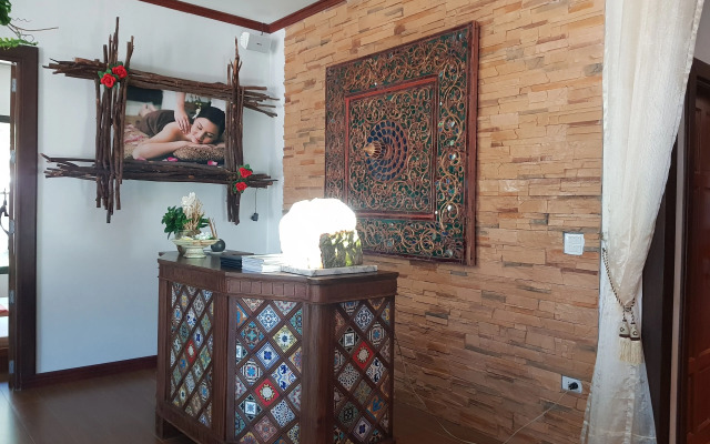 Victoria Cliff Nyaung Oo Phee Island