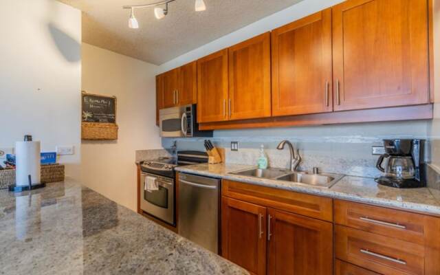 Discovery Bay Retreat
