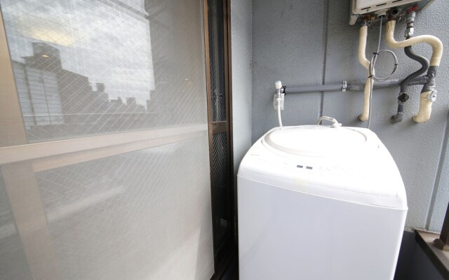 Guest House Liz Nakazaki-cho