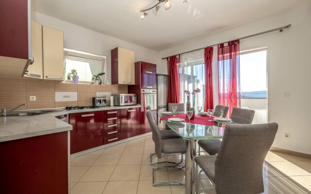 Beautiful Home in Crikvenica With Wifi and 2 Bedrooms
