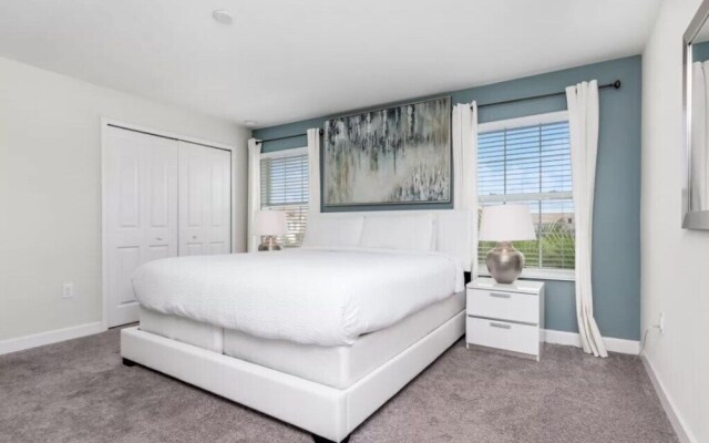 Upscale Champions Gate Townhome - 4 Bed