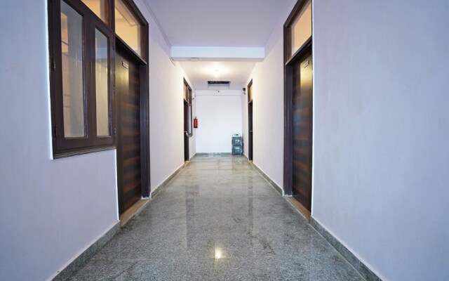 Spot On 30890 Sector 45 Noida