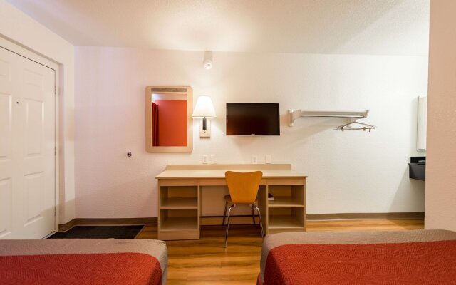 Motel 6-Reno, NV - Virginia Plumb