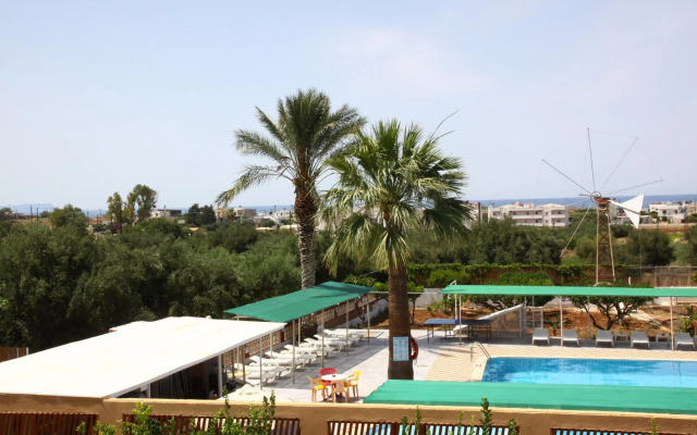 Triton Garden Hotel