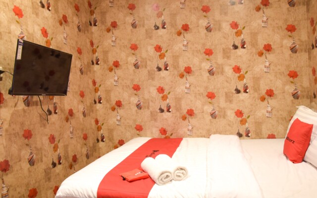 RedDoorz near Pelabuhan Tanjung Perak 2 Surabaya