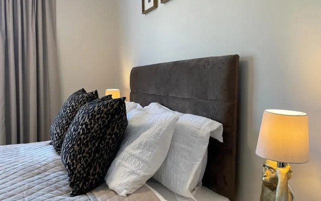 The Dooley, 3-beds, Sleeps 6, Pet Friendly
