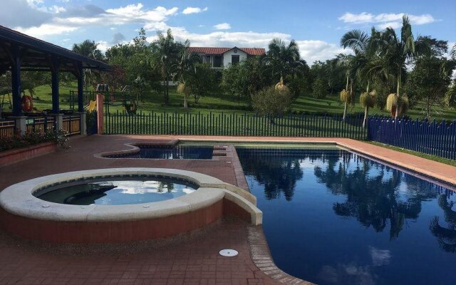 La Herencia Hotel