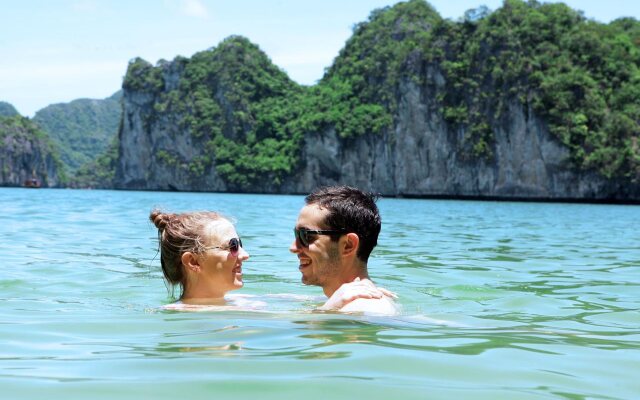 Halong Seasun Cruise