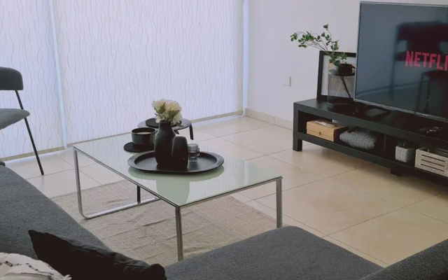 73 LCA - Stay Novel Apartment