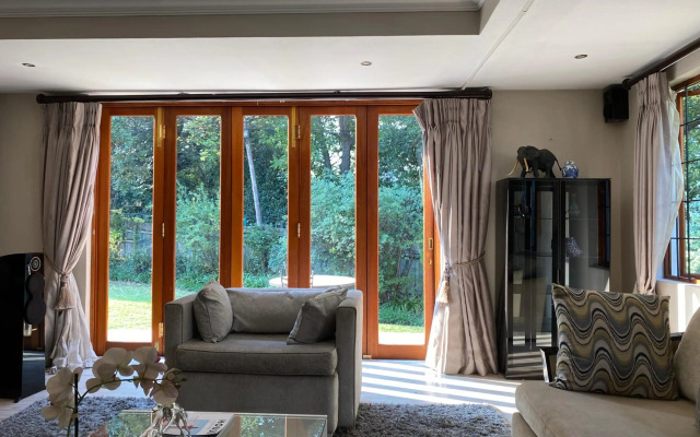 The Ridgeback, 4 Bedroom House Bryanston