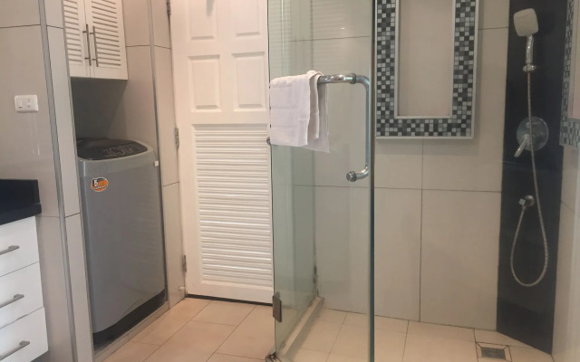 View Talay 6 Condominium by Honey