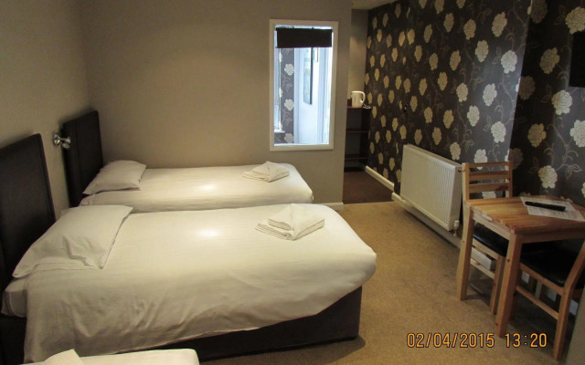 The Royal Clarence Hotel