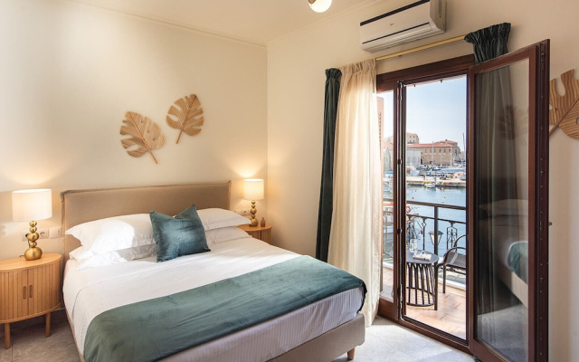 3 Sails - 2BR on Venetian Harbour