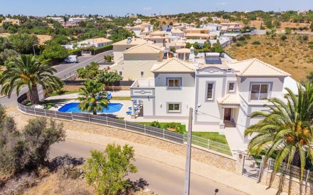 Villa Tavagueira in Guia