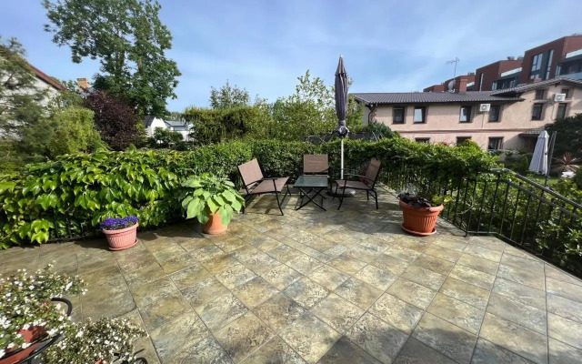 Willa Garden 2 Z Pieknym Ogrodem I Tarasem