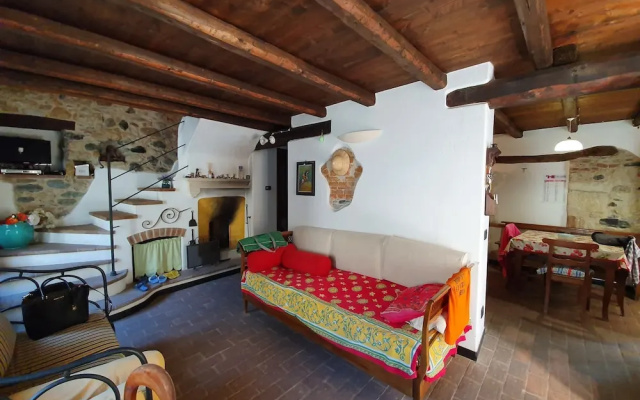 Alluring Holiday Home in Gavi With Garden