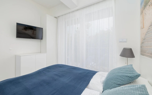 Klifowa Resort Rewal by Renters Prestige