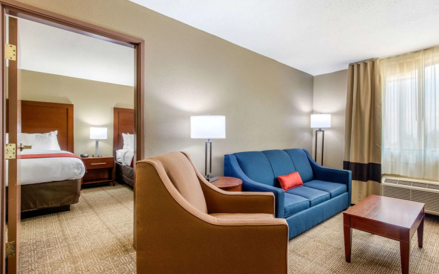 Comfort Inn & Suites McComb