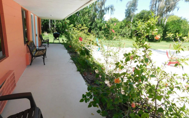 Nokomis Inn and Suites