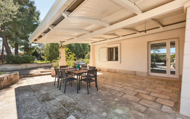 2158 B&B Carrubeto
