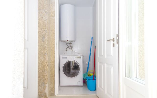 Liiiving in Porto - Central Garden Flat