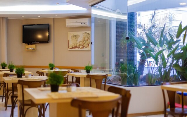 Tri Hotel & Flat Caxias