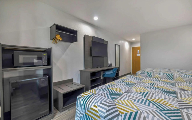 Microtel Inn & Suites by Wyndham Fort Worth South