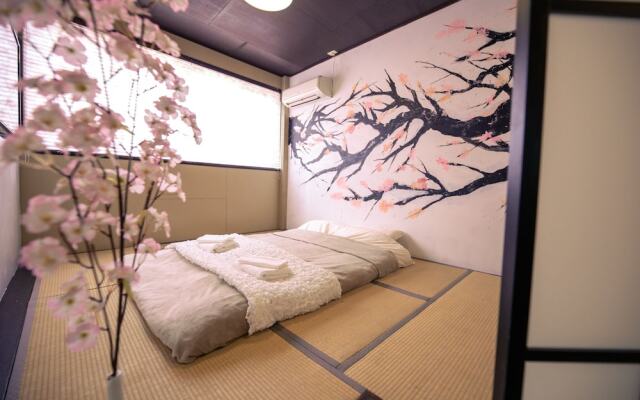 Wa Art Rooftop House Namba station