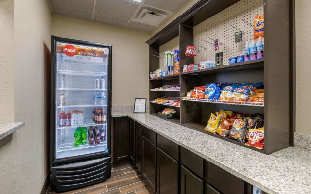 Comfort Inn & Suites Grinnell near I-80