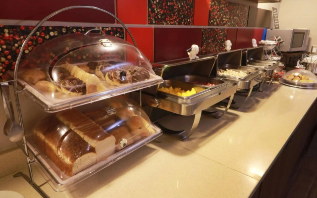 Hampton by Hilton Chihuahua