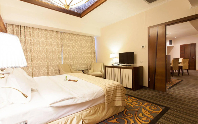 Hotel Metropolis