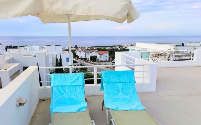 Penthouse Apartment With Stunning Sea and Mountain Views