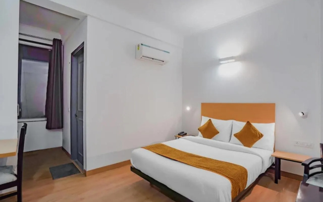 Treebo Noida Express