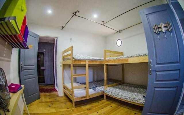 Clematisso - Hostel