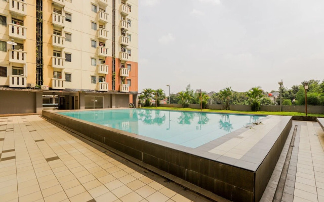 OYO 744 Cibubur Village Apartment