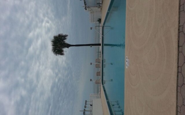 Bleu Beach Resort