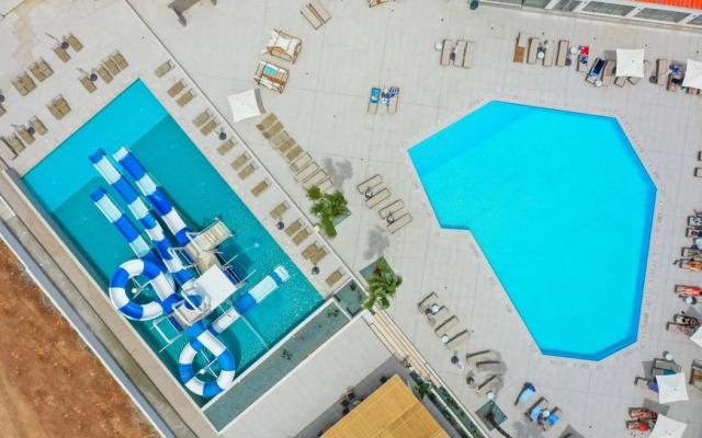 Toxotis Hotel